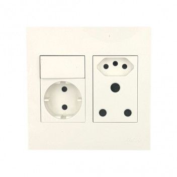 MATRIX (PRE-WIRED)16A SSO+ EURO+SCHUKO WHT    4X4 P4111